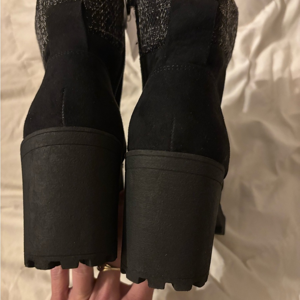 Sun + Stone Black Lace Up Boots BNWT no box - Picture 10 of 13